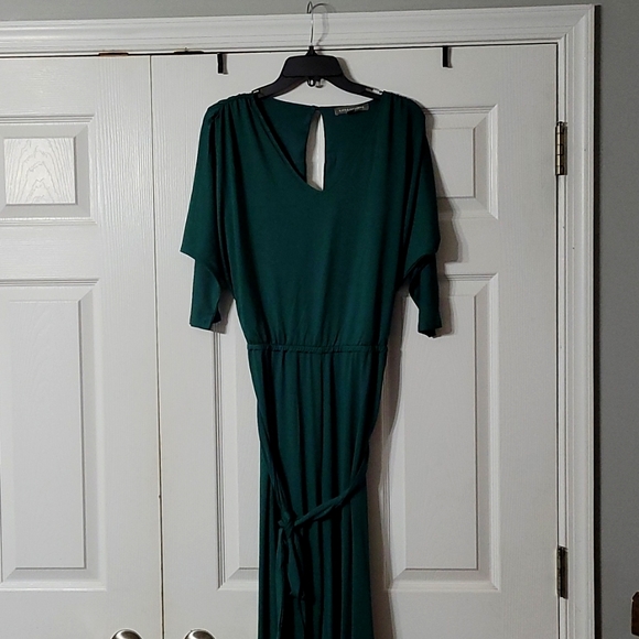 Kate & Mallory Pants - Emerald green jumpsuit. Stretchy. Comfortable.